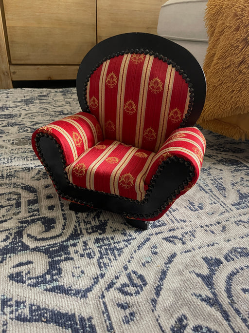 Vintage Red Ribbon Chair